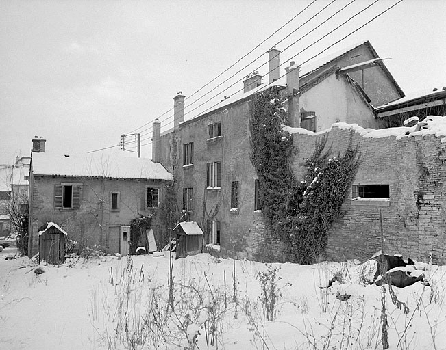 Corps de bâtiment sur rue, façade est.