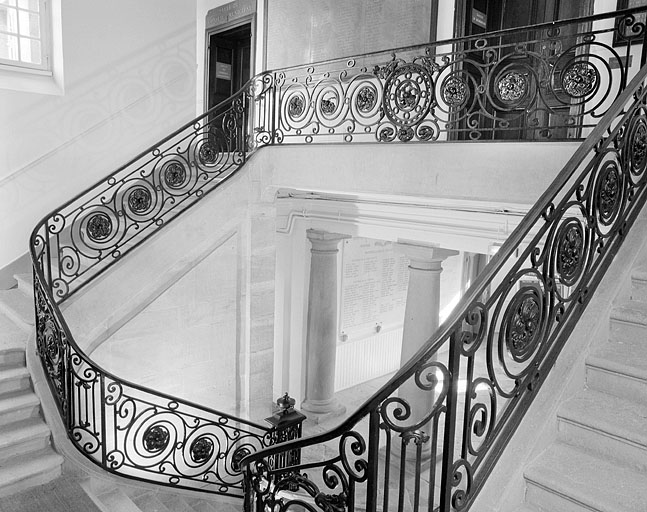 Grand escalier.