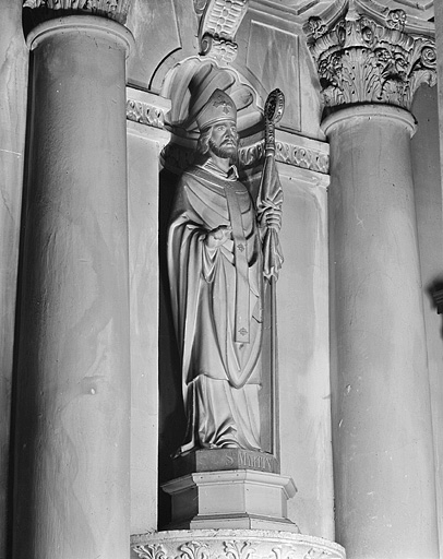 Statue n° 6, saint Martin de Tours.