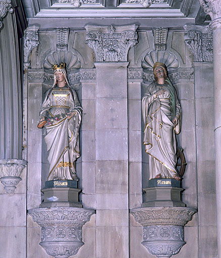 Statues n° 11 et 12, sainte Elisabeth de Hongrie et sainte Catherine d'Alexandrie.