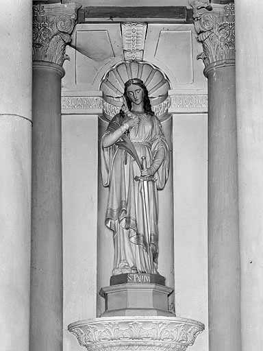 Statue n° 14, sainte Pauline.