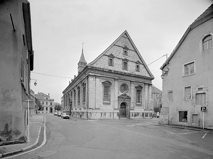 Façades ouest et nord.