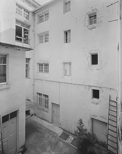Galeries de liaison de l'ancien hôtel.
