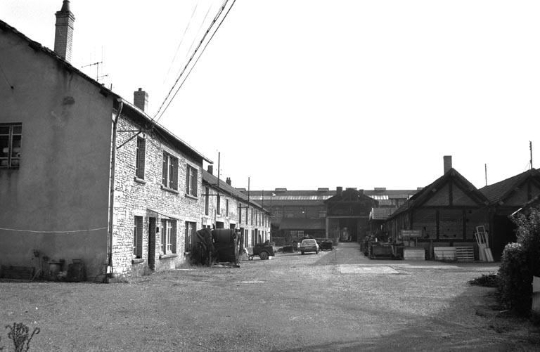 Vue d'ensemble depuis l'entrée en 1987.