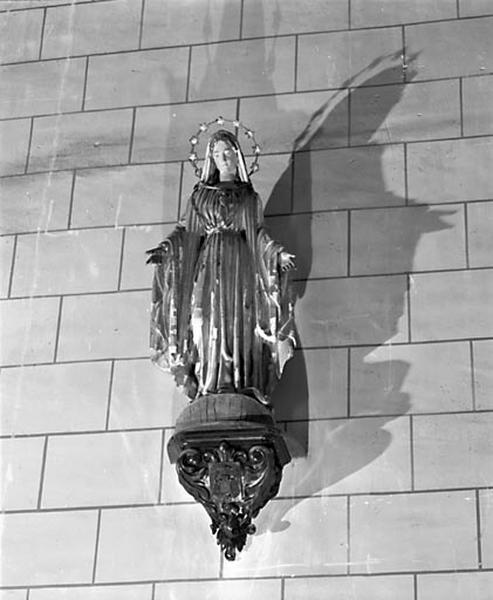 Statue : Vierge de l'Immaculée Conception