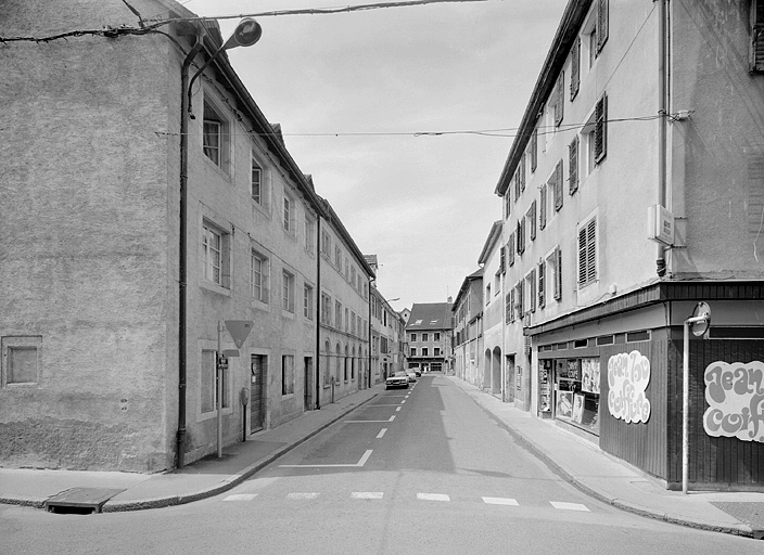 Rue du Collège.