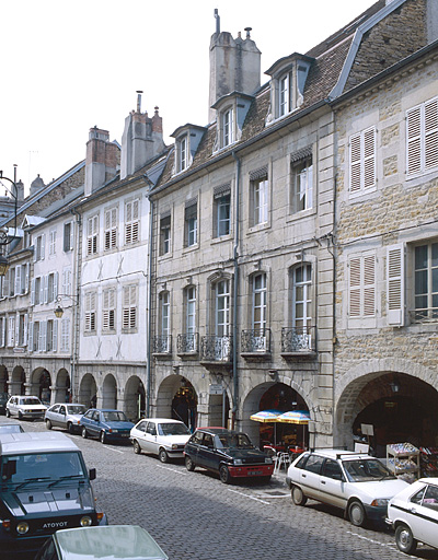 Façade antérieure.