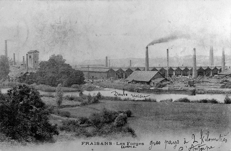 Fraisans. Les Forges, vues de l'est, et le port.