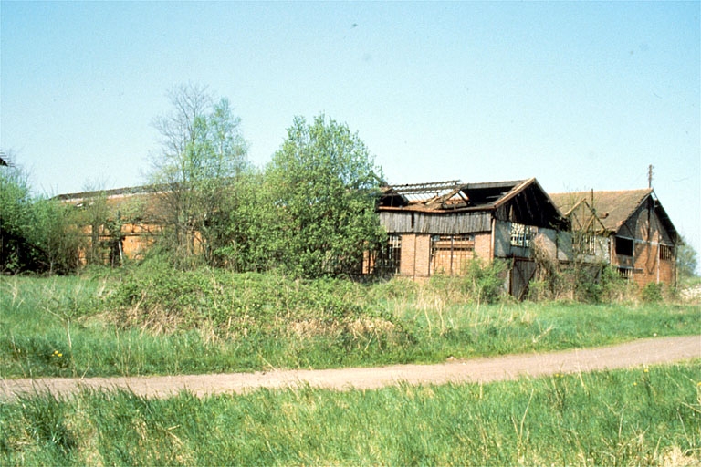 Forge Neuve. Atelier de construction (O) vu de trois quarts gauche.