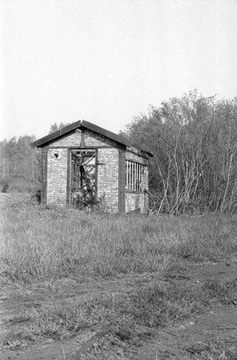 Forge Neuve. Bâtiment (Q) : pont-bascule ?