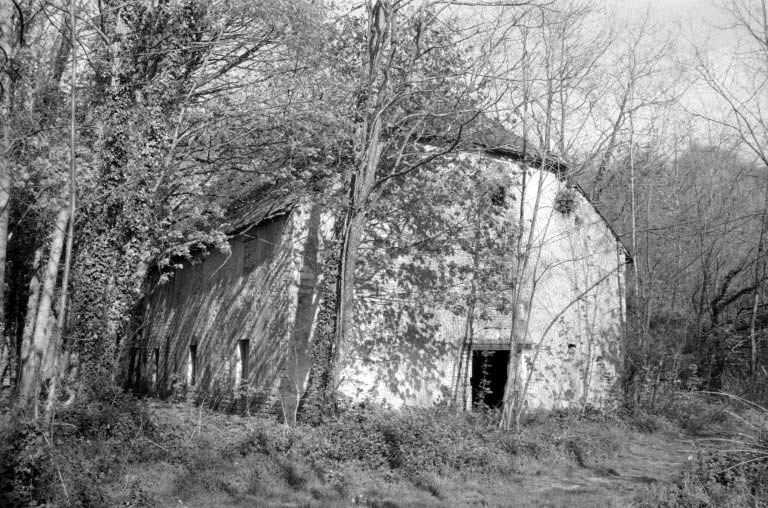 Vieille Forge. Logement d'ouvriers (B) vu de trois quarts gauche.