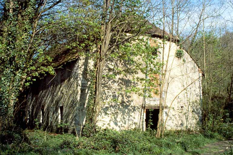 Vieille Forge. Logement d'ouvriers (B) vu de trois quarts gauche.
