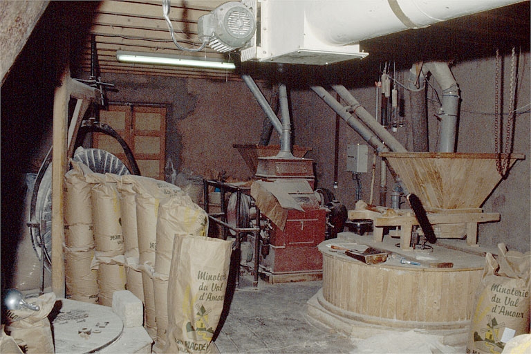 Minoterie (G), rez-de-chaussée : intérieur de l'atelier de fabrication.