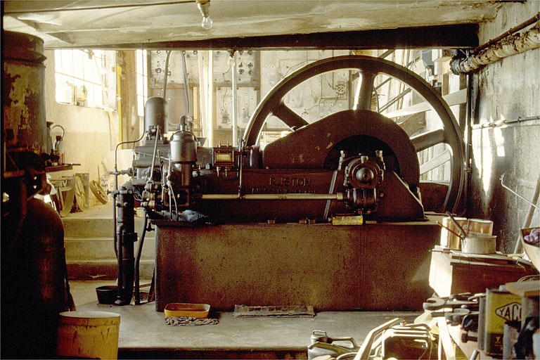 Moulin à blé, scierie, actuellement minoterie dite moulin Taron