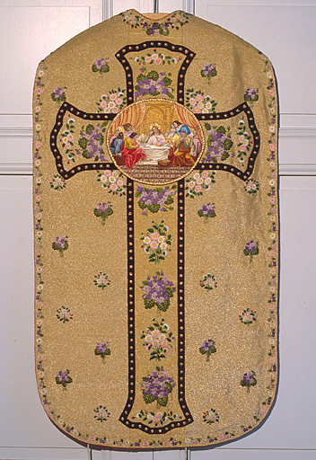 Le dos de la chasuble.