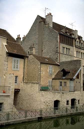 Façade postérieure.