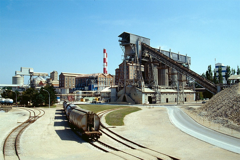 Caisses à soude, soudière et fours à chaux vus du nord-ouest.