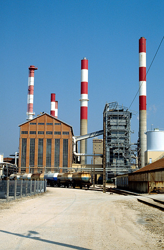 Façade postérieure du bâtiment des générateurs de vapeur et d'électricité.