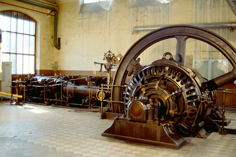 Salle des machines (10) : machine à vapeur Crepelle et Cie.