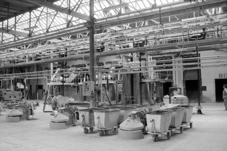 Atelier de préparation de la pâte (9), intérieur.