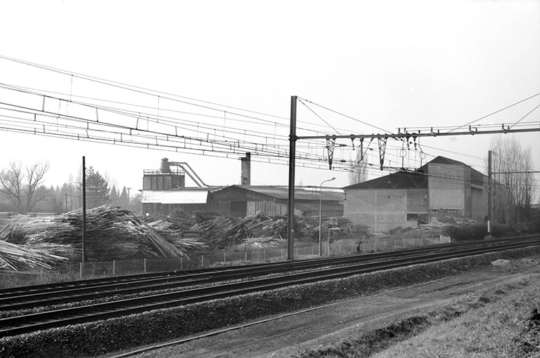 Etuves et atelier des scies, depuis l'est.