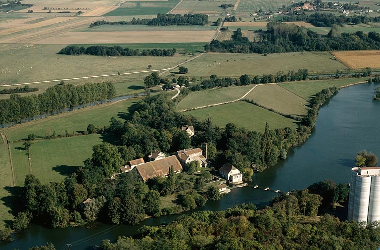 Vue aérienne depuis le nord-ouest en 1989.