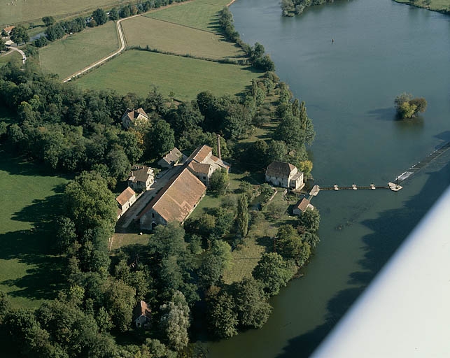 Vue aérienne plongeante depuis le nord en 1989.