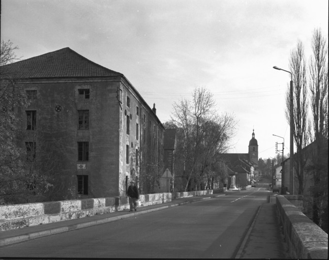 Vue générale de trois quarts gauche en 1989.