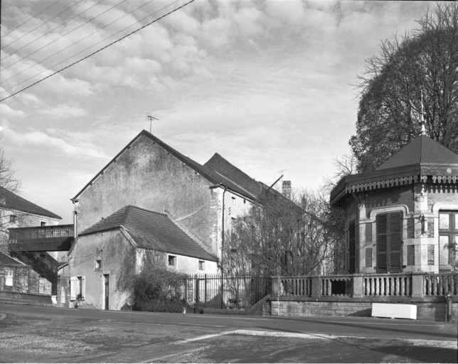 Vue générale de trois quarts droite en 1989.