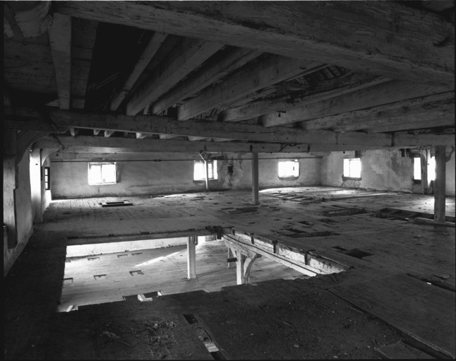 Intérieur du 5ème niveau du moulin de commerce en 1989.