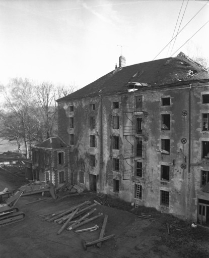 Elévation de la façade du moulin public en 1989.