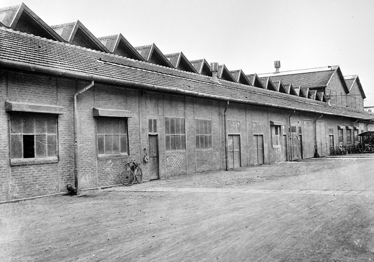 Façade des ateliers de réparation (ATM).