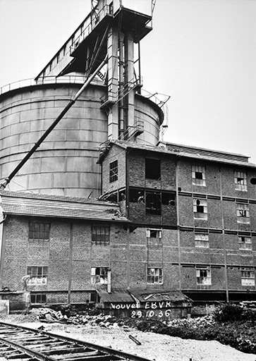 "Caisse" à soude et emballage vrac (EBVR).