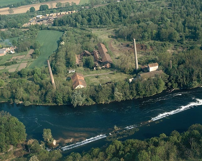 La Forge Neuve vue du sud-est, photographie aérienne.