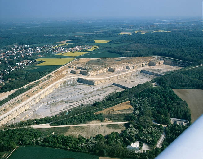 La carrière vue du sud, photographie aérienne.