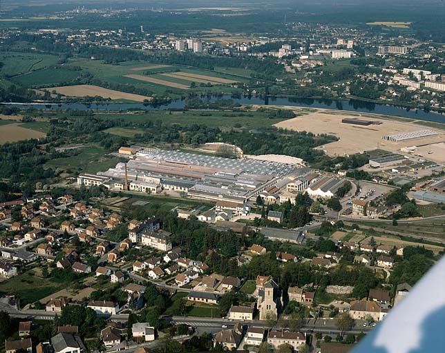 Vue aérienne depuis le nord-est.