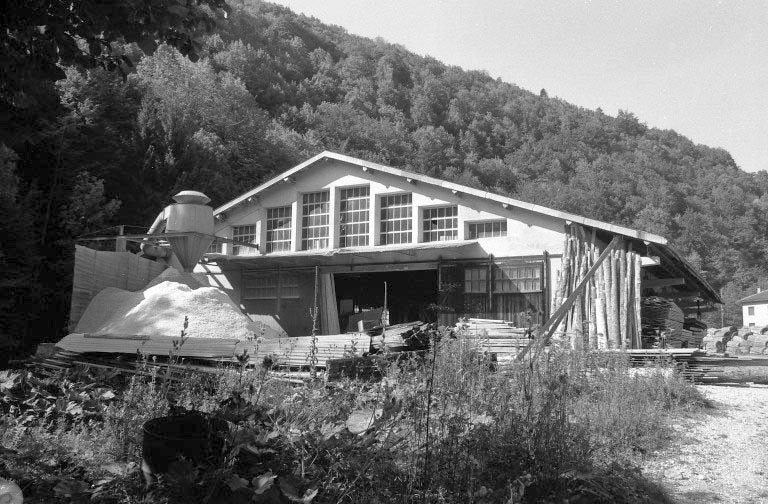 Façade postérieure de la scierie.