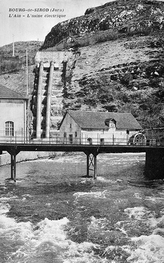 Bourg-de-Sirod (Jura). L'Ain - L'usine électrique.