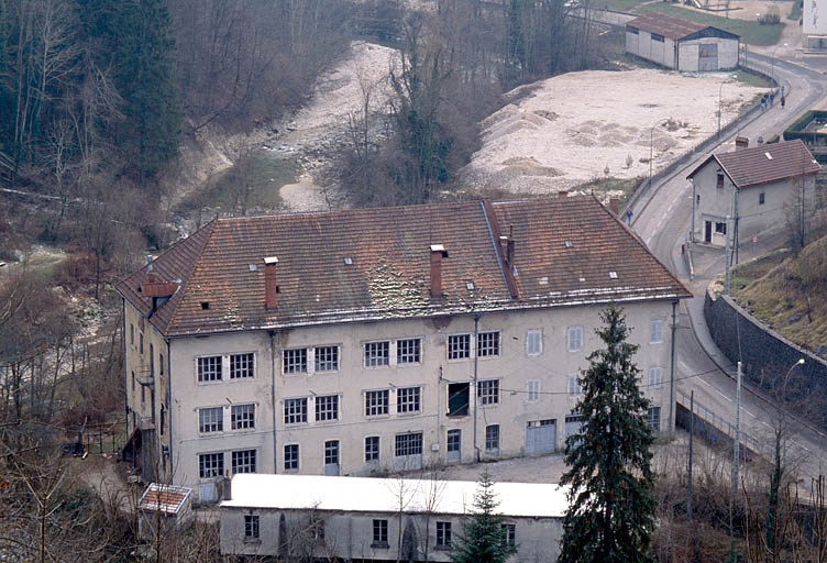 Vue plongeante sur le site, depuis le nord.