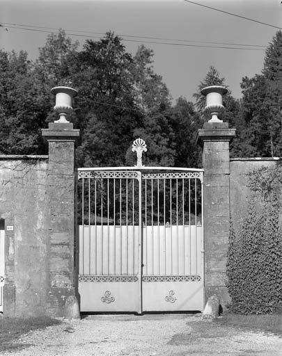 Porte d'entrée du parc.