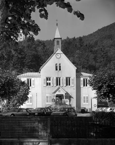 Façade antérieure.