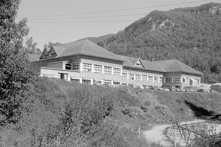 Nouvelle usine, vue depuis le sud-ouest.