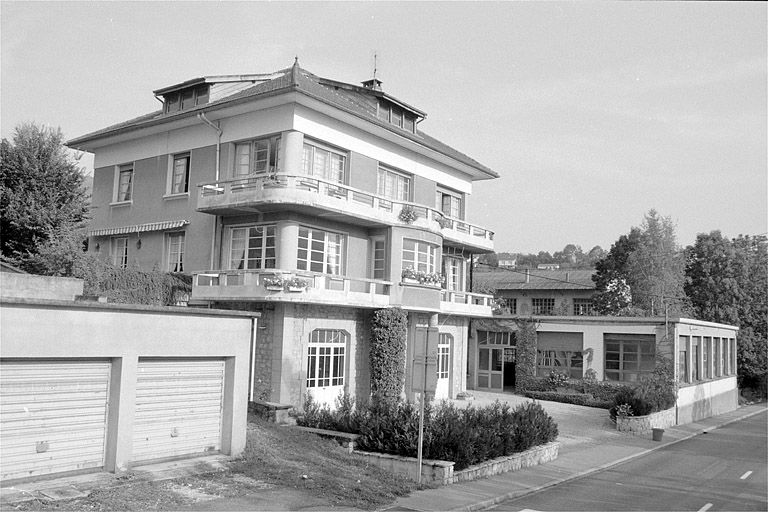 Logement patronal et atelier de fabrication (tournerie).