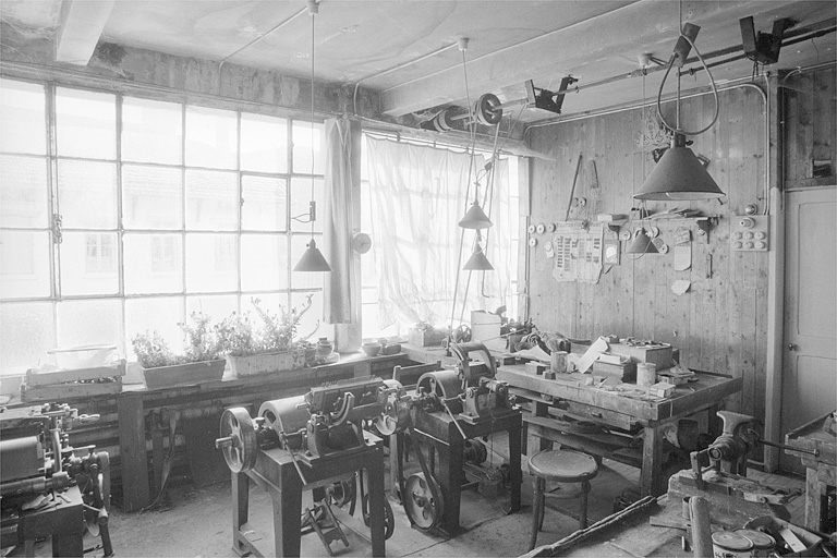 Intérieur de l'atelier de fabrication.