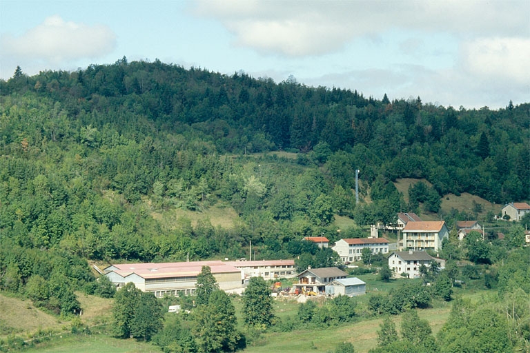 Vue d'ensemble depuis le sud-est.