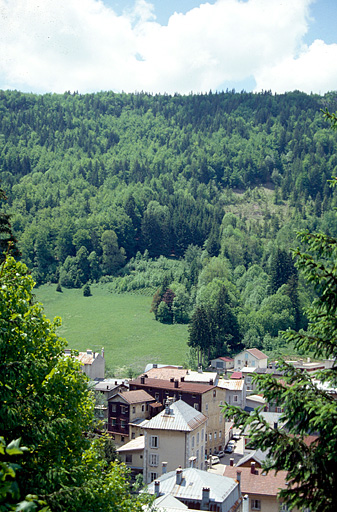 Vue d'ensemble depuis le nord-est (cadrage vertical).