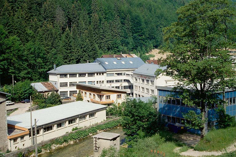 Morez : usine de lunetterie Albin Paget.