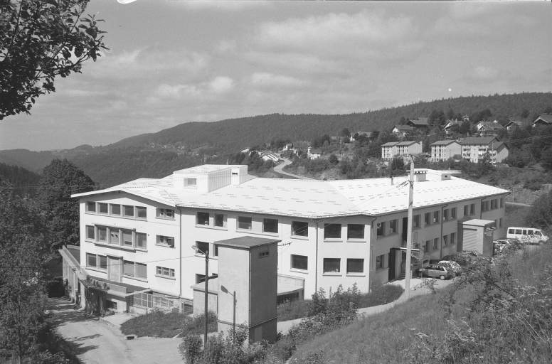 Façade postérieure des ailes nord et est.