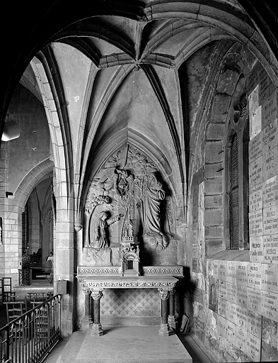 Autel, tabernacle, relief (autel de sainte Marguerite-Marie Alacoque)