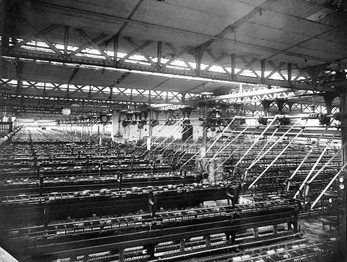 6. Filature. Moulinage, [entre 1905 et 1920].